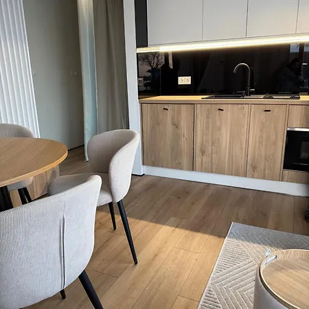 Aqua Loft Lux Houseboat & Waterfront Daire