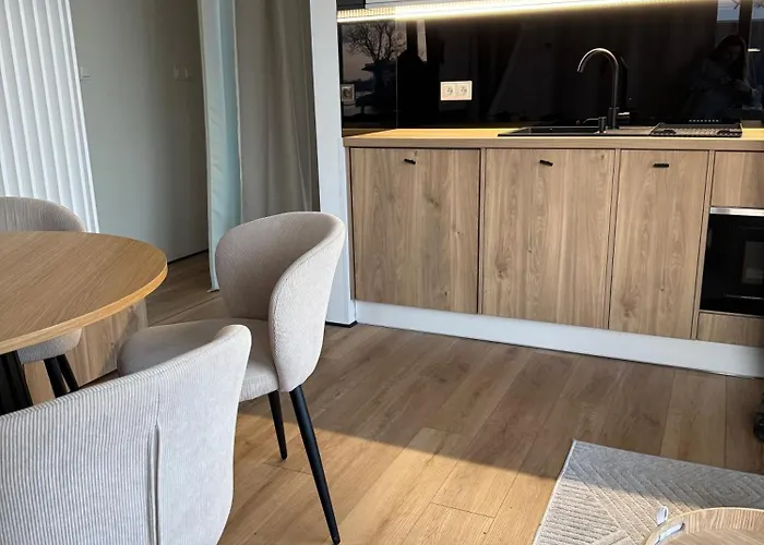 Aqua Loft Lux Houseboat & Waterfront Apartman