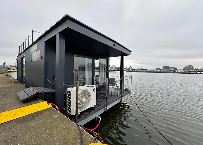 Aqua Loft Lux Houseboat & Waterfront *